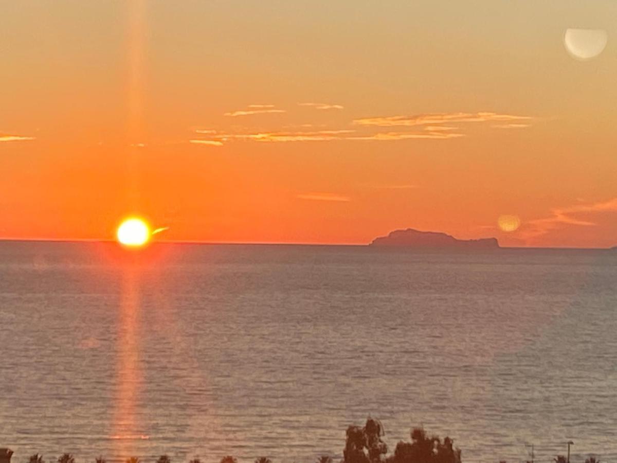 לינה וארוחת בוקר אגרופולי A La Puesta Del Sol מראה חיצוני תמונה